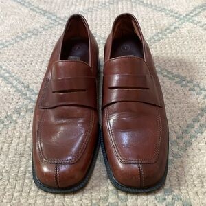 Vintage Predictions Brown Loafers
